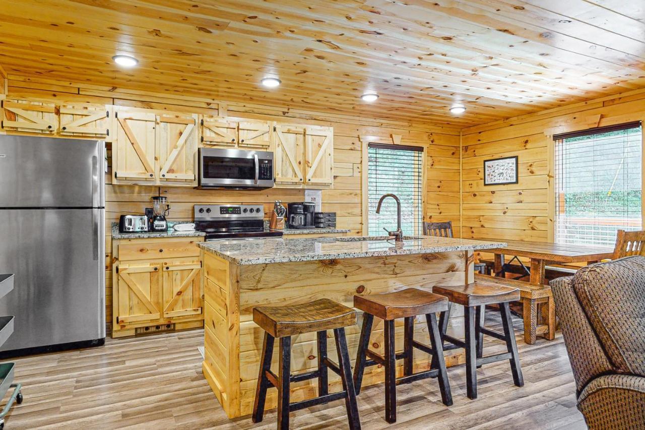 Knotty Escape Villa Gatlinburg Eksteriør billede